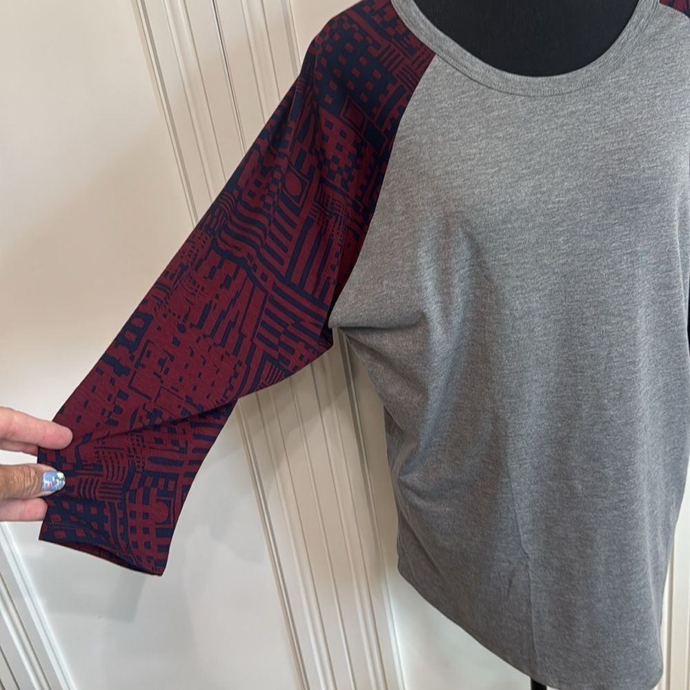 LuLaRoe Grey and Burgundy Randy Raglan Baseball Tee - Picture 3 of 6